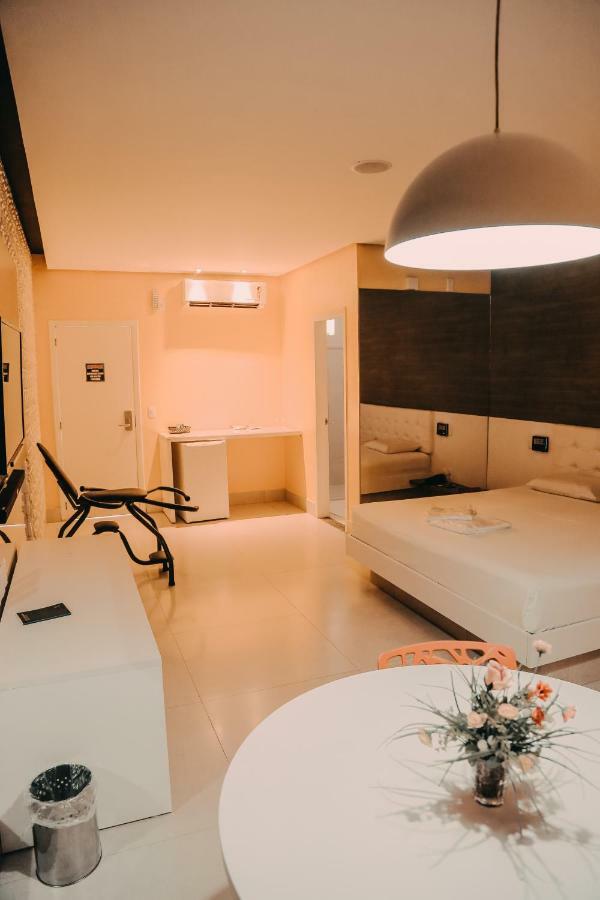 Vegas Motel 因佩拉特里斯 外观 照片